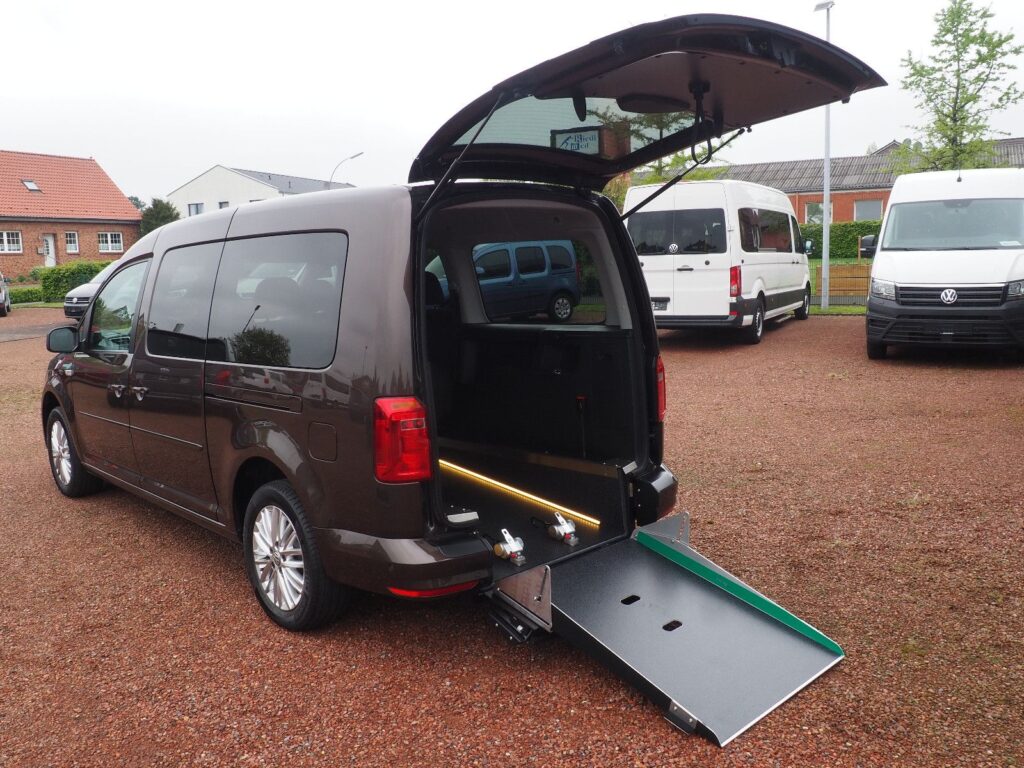 Volkswagen Caddy Maxi Kamera  Rollstuhlgerecht Wenderampe