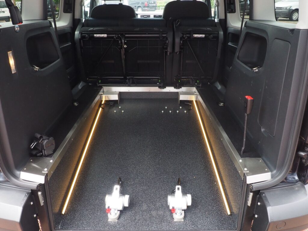 Volkswagen Caddy Kamera Rollstuhlrampe behindertengerecht